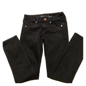 Black American Eagle Skinny Jeans.  Size 2